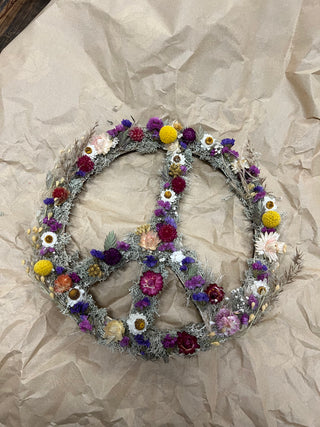 Dried Floral Peace Sign Workshop | January 12th